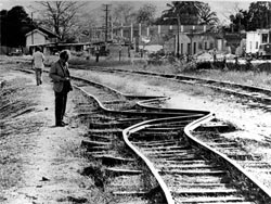 ������������� � ��������� 4 ������� 1976 ����